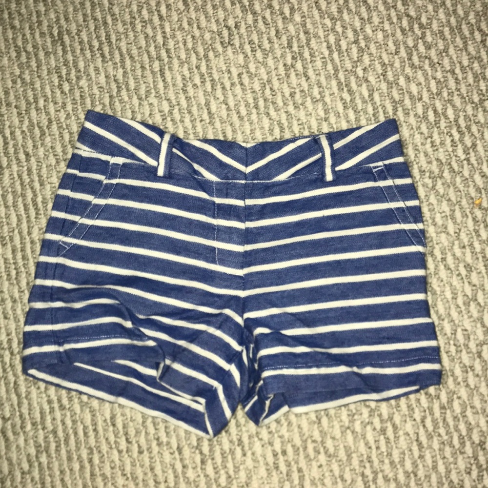 Vineyard vines striped shorts